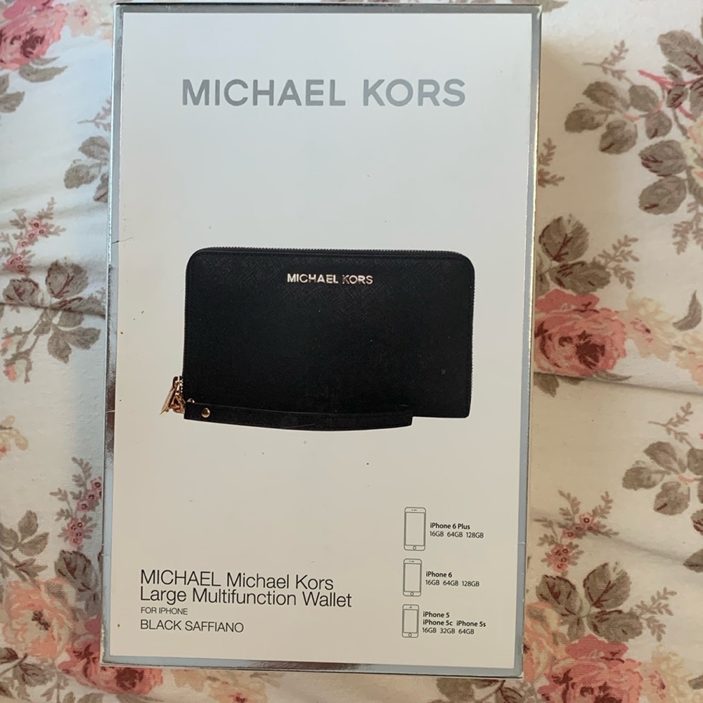 COPY - Michael Kors large multifunction wallet never used